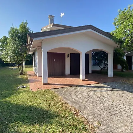 Mit Privatpool Fuer 12 Personen Ca 250 Qm In Casabianca, Adriakueste Italien Lignano Sabbiadoro Und Umgebung * Bibione